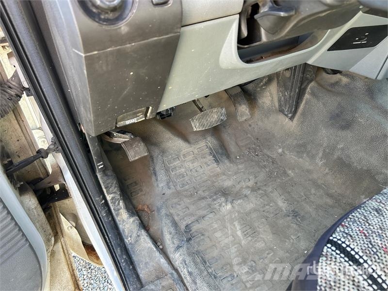 Ford F-250 4x4 Extended Cab Pickup أخرى