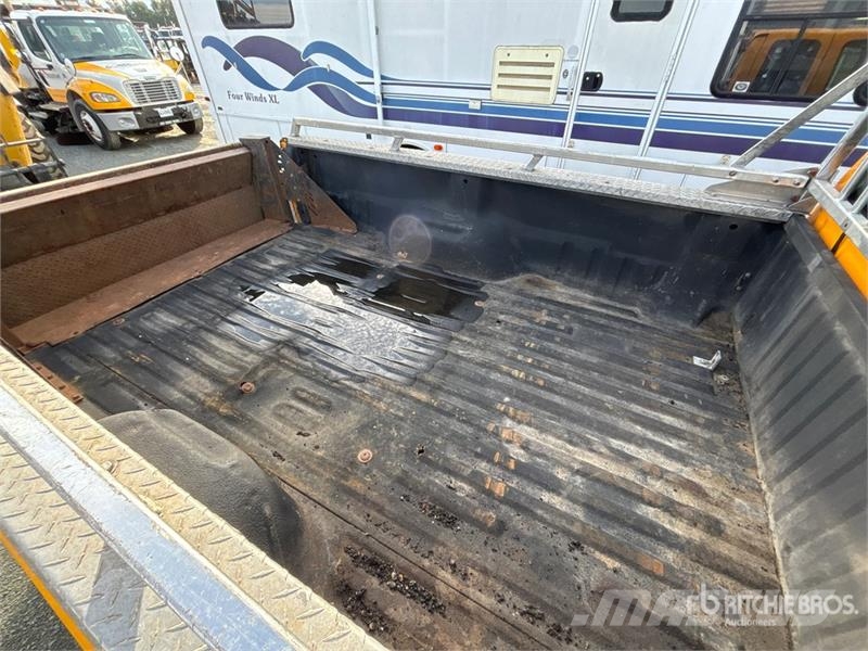 Ford F-250 XL 4x4 Extended Cab Pickup Citi