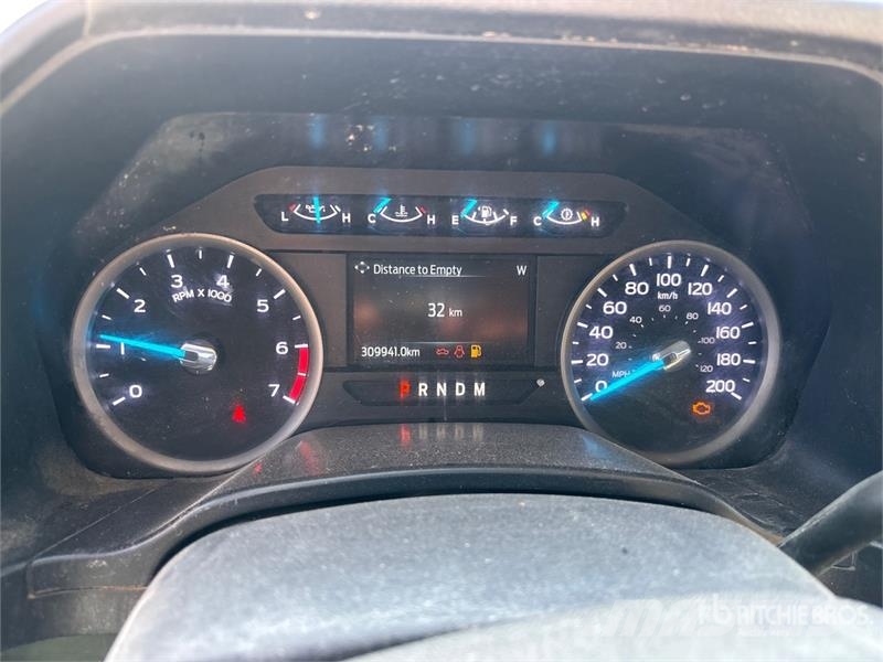 Ford F-250 XL 4x4 Extended Cab Pickup Muu