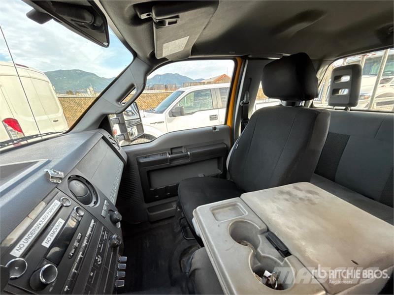 Ford F-250 XL 4x4 Extended Cab Pickup Citi