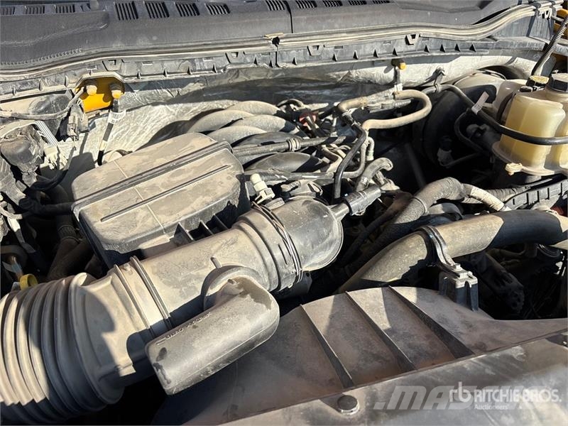 Ford F-250 XL 4x4 Extended Cab Pickup Muu