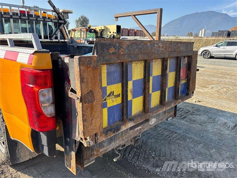 Ford F-250 XL 4x4 Extended Cab Pickup Muu