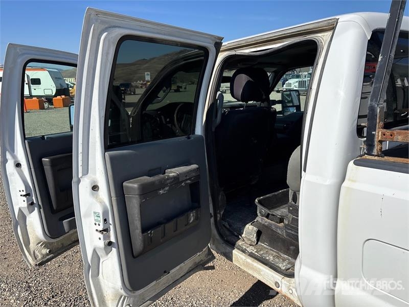 Ford F-250 XLT 4x4 Crew Cab Pickup Otras furgonetas
