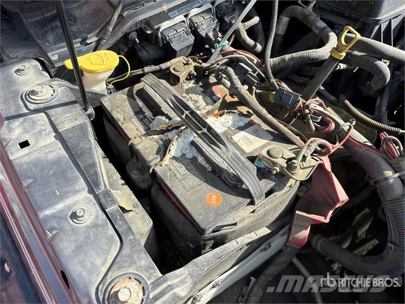 Ford F-250 XLT 4x4 Crew Cab Pickup أخرى