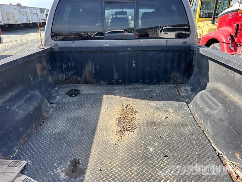 Ford F-250 XLT 4x4 Crew Cab Pickup أخرى