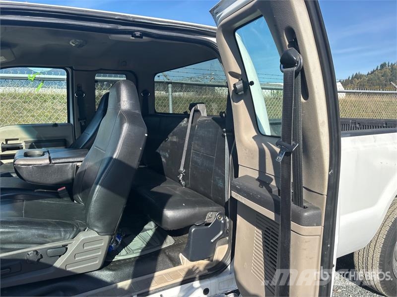 Ford F-250 XLT 4x4 Extended Cab Pickup Прочие фургоны