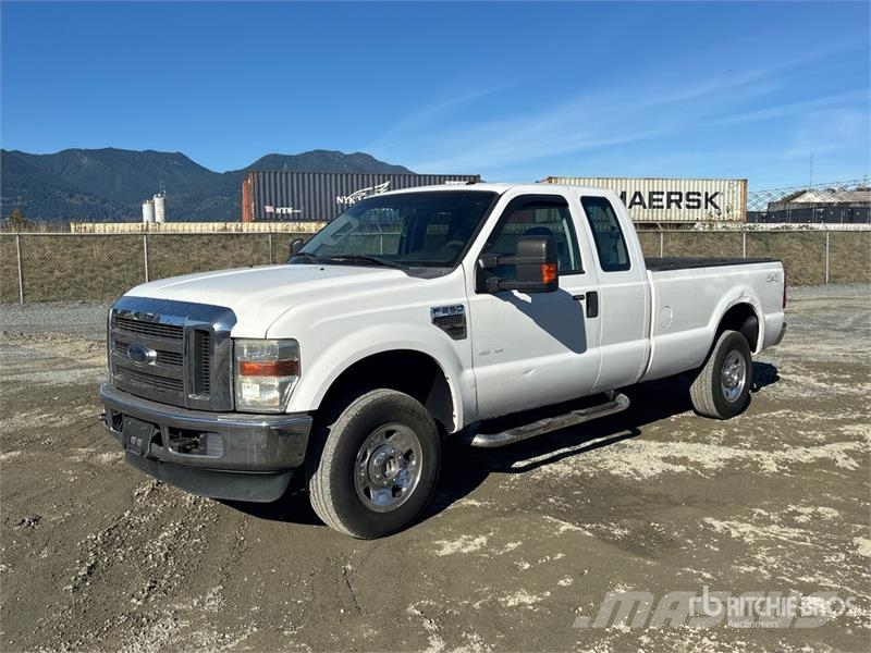Ford F-250 XLT 4x4 Extended Cab Pickup Прочие фургоны