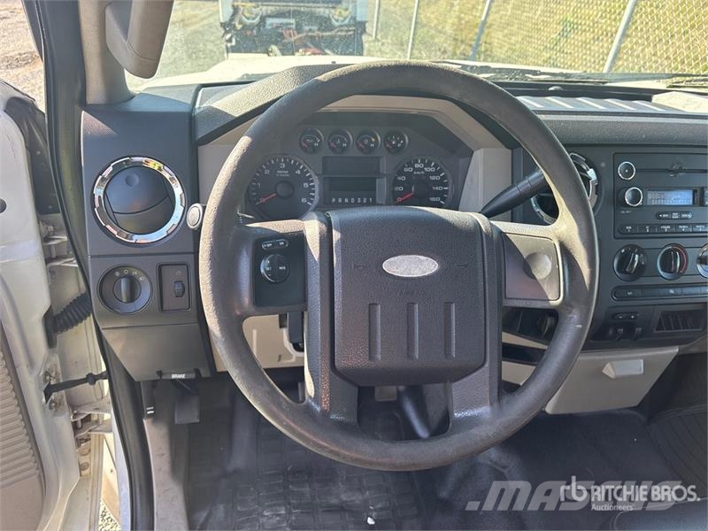 Ford F-250 XLT 4x4 Extended Cab Pickup Прочие фургоны