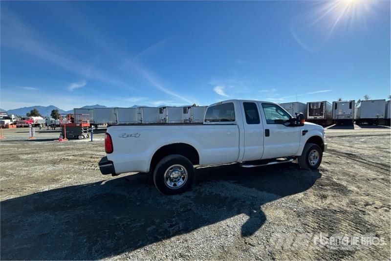 Ford F-250 XLT 4x4 Extended Cab Pickup Прочие фургоны