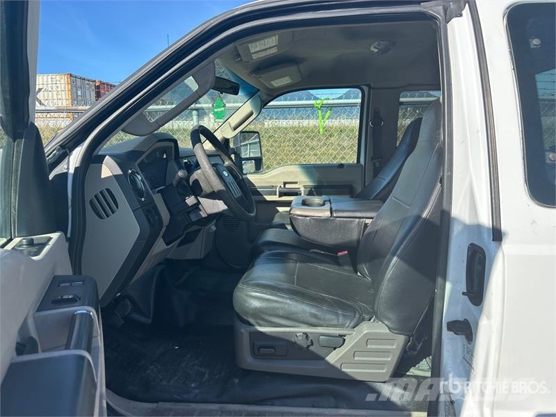 Ford F-250 XLT 4x4 Extended Cab Pickup Прочие фургоны