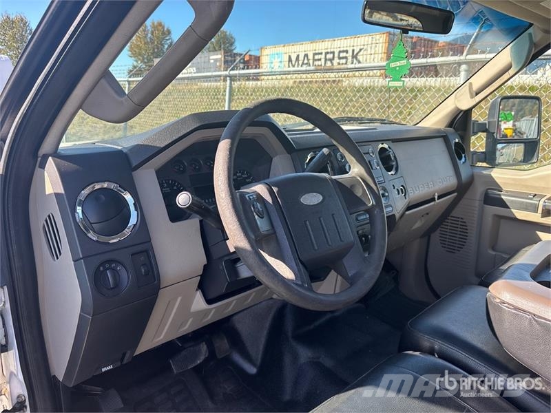 Ford F-250 XLT 4x4 Extended Cab Pickup Прочие фургоны