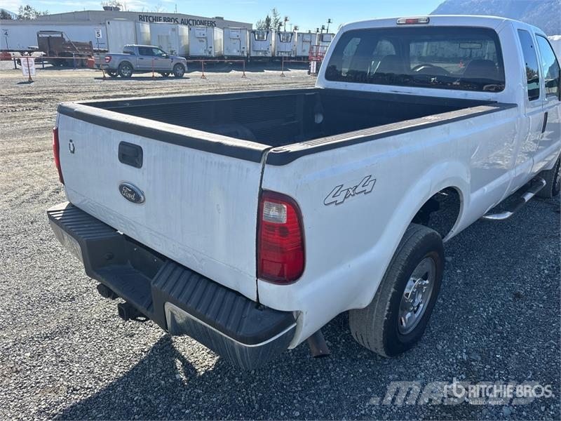 Ford F-250 XLT 4x4 Extended Cab Pickup Прочие фургоны