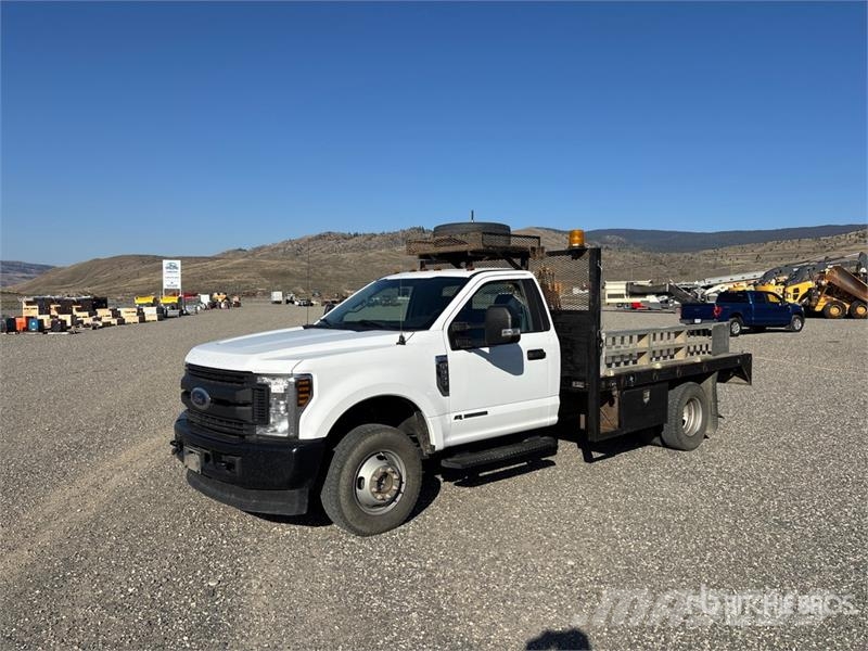 Ford F-350 Flatbed / Dropside trucks