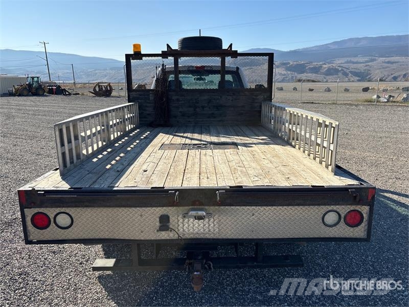 Ford F-350 Flatbed / Dropside trucks