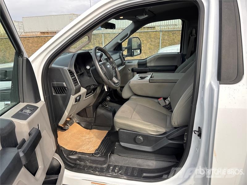 Ford F-350 Madelautod