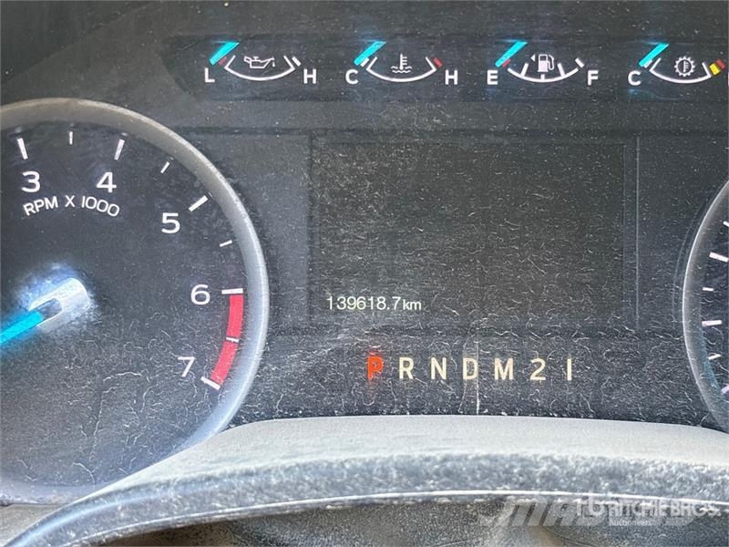 Ford F-350 Kamioni sa otvorenim sandukom
