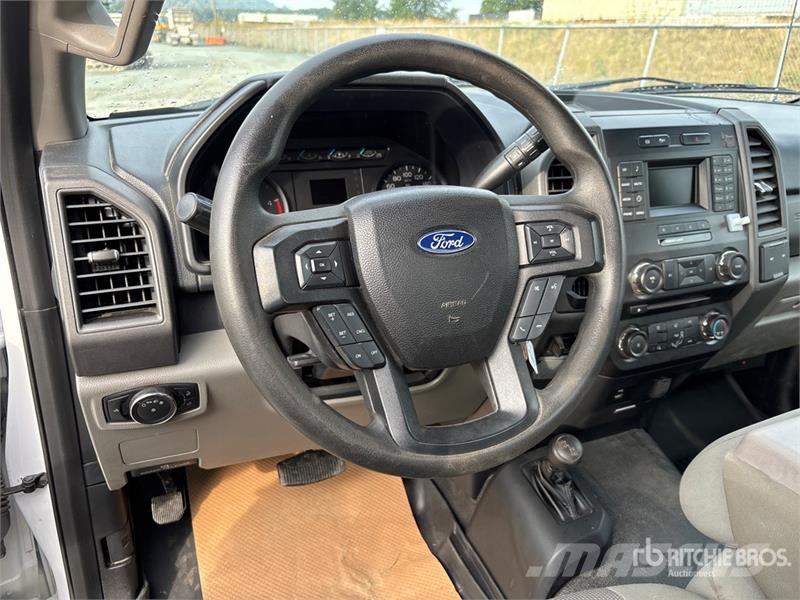 Ford F-350 Madelautod