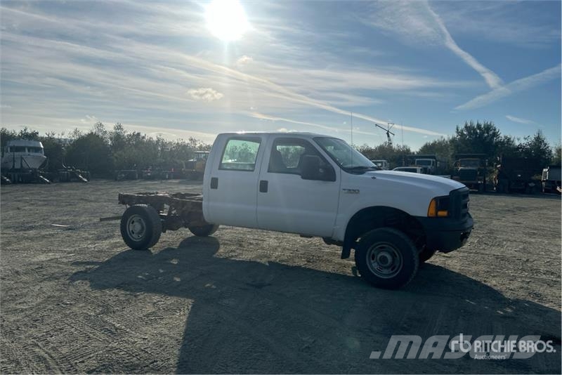 Ford F-350 Kabine i unutrašnjost