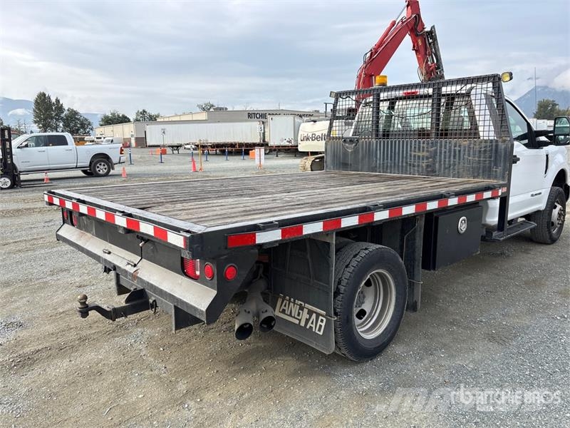 Ford F-350 Madelautod