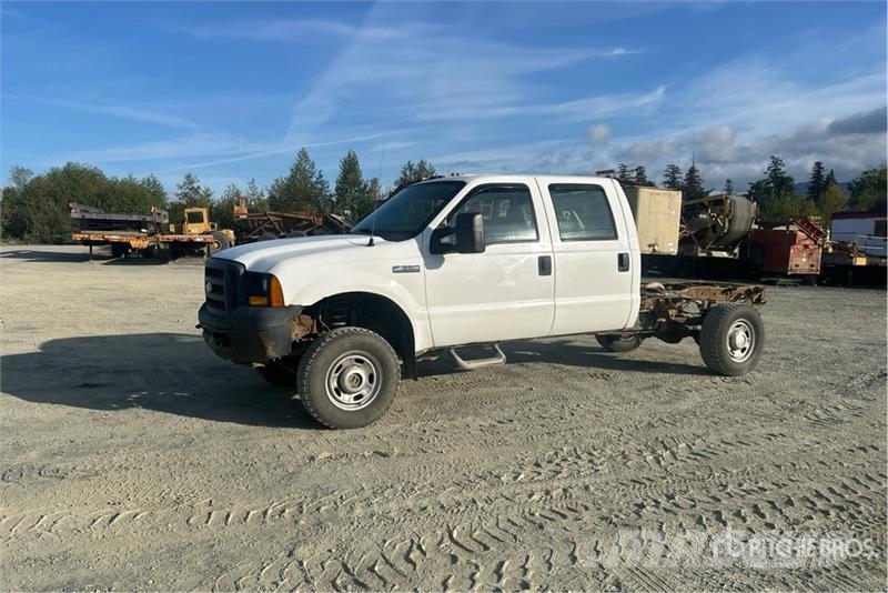 Ford F-350 Kabine i unutrašnjost