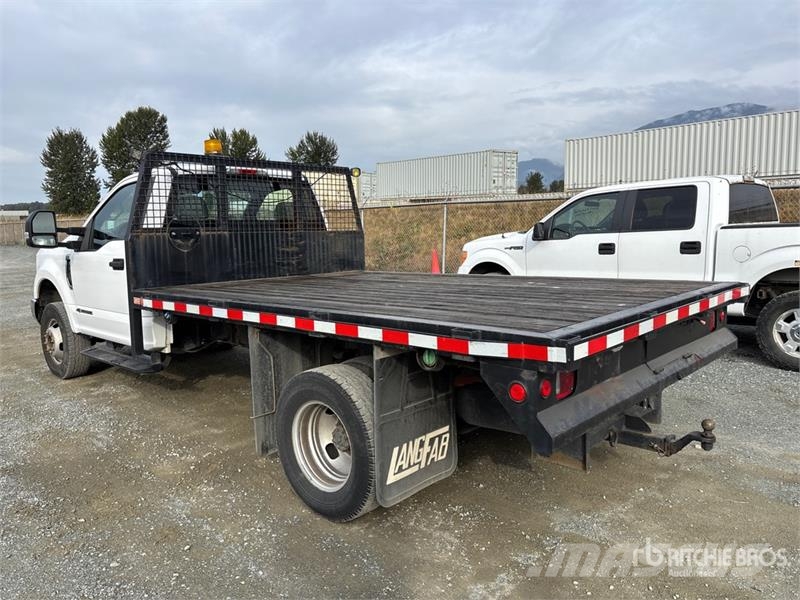 Ford F-350 Madelautod