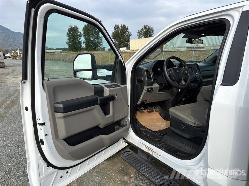 Ford F-350 Madelautod