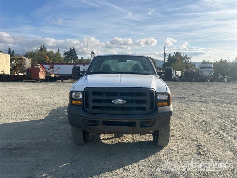 Ford F-350 Kabine i unutrašnjost