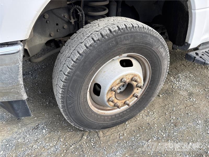 Ford F-350 Madelautod