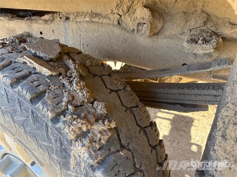 Ford F-350 Kamioni sa otvorenim sandukom