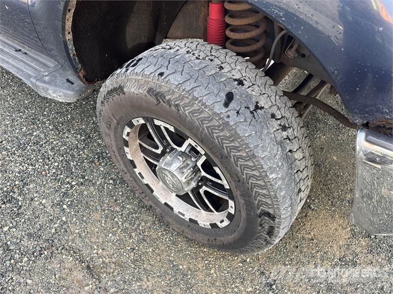 Ford F-350 Lariat 4x4 Extended Cab Pickup Ostalo
