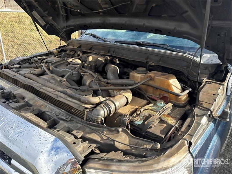 Ford F-350 Lariat 4x4 Extended Cab Pickup Ostalo