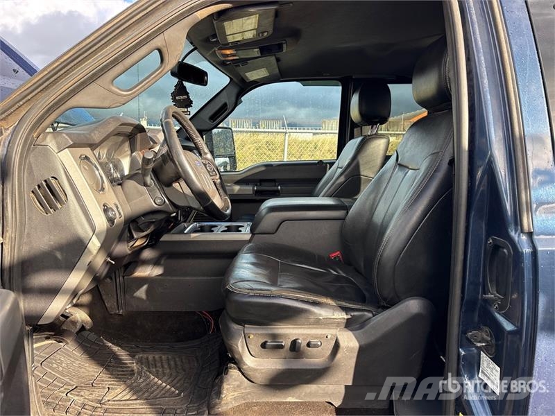 Ford F-350 Lariat 4x4 Extended Cab Pickup Ostalo