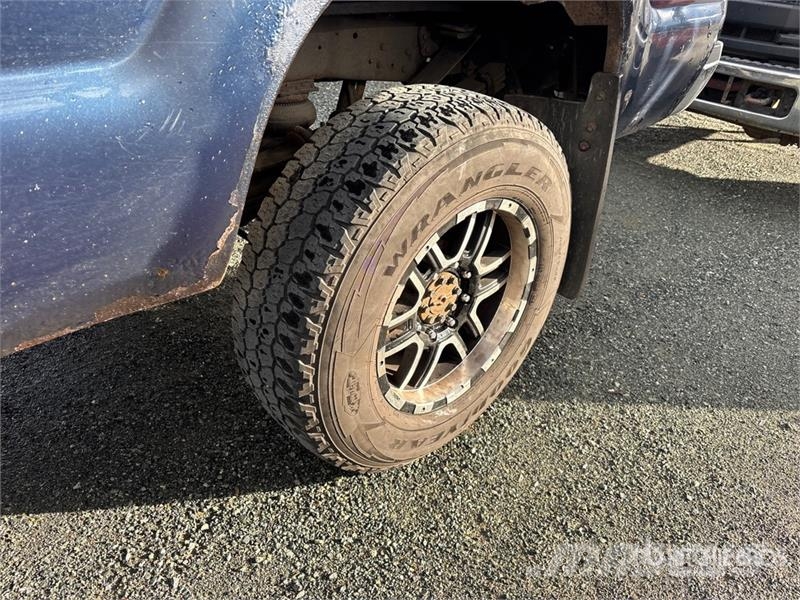 Ford F-350 Lariat 4x4 Extended Cab Pickup Ostalo