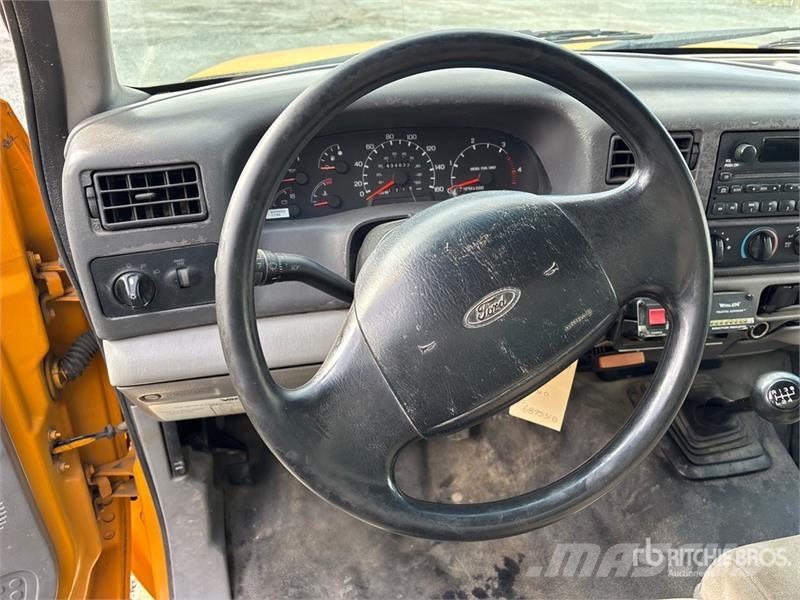 Ford F-450 Tippbilar