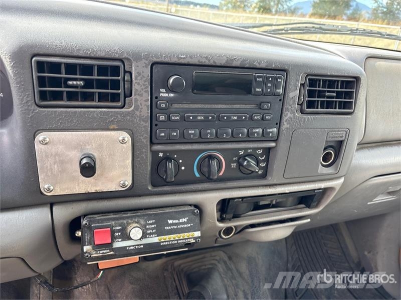 Ford F-450 Tippbilar
