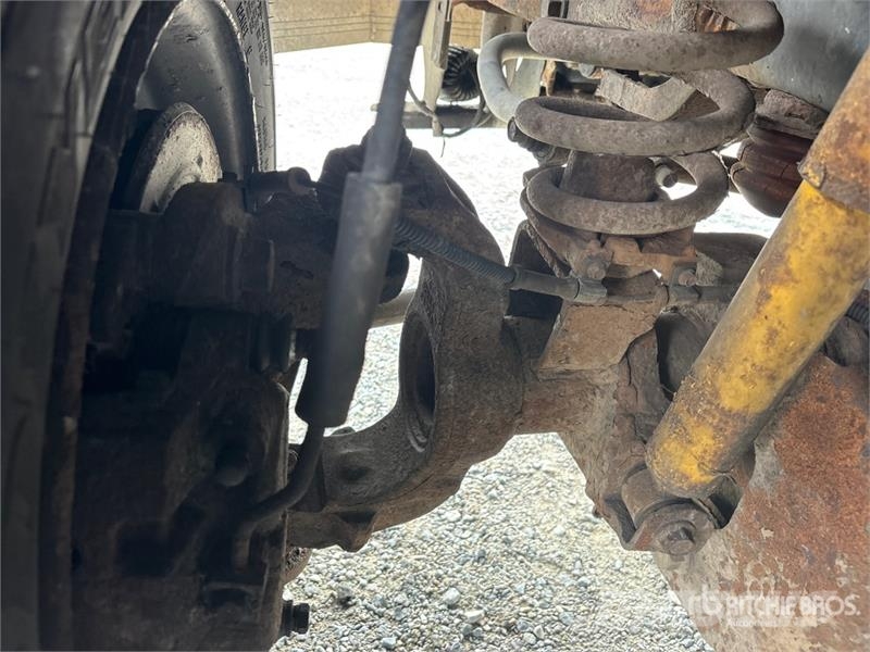 Ford F-450 شاحنات خفيفة/مفصلية الجوانب