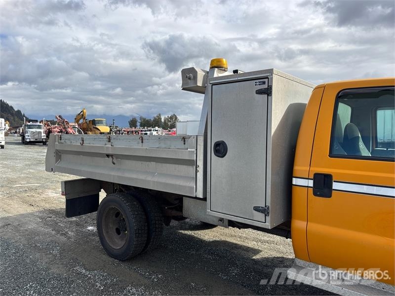 Ford F-450 Tippbilar