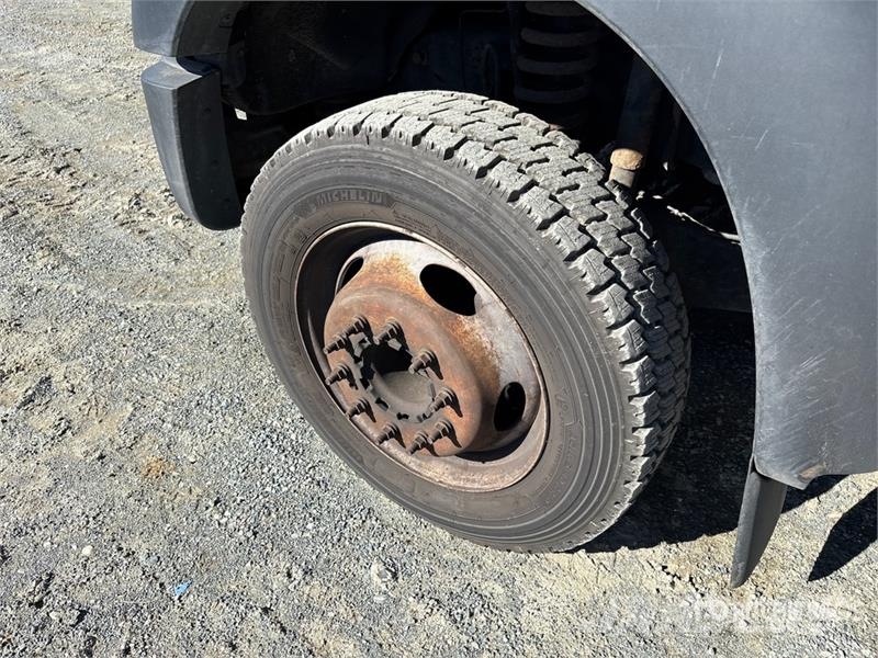 Ford F-550 Auto korpe