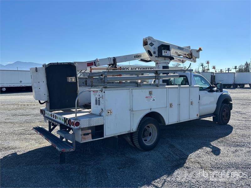 Ford F-550 Auto korpe