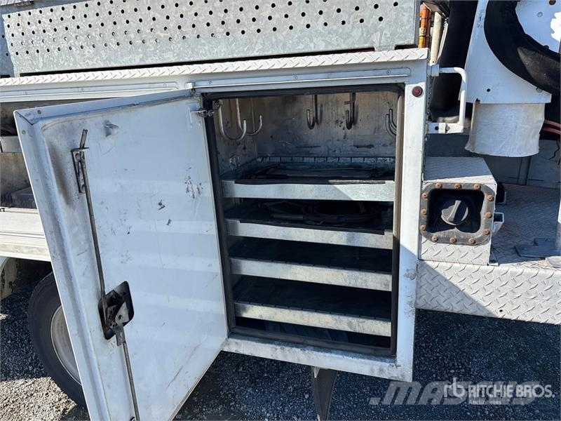 Ford F-550 Auto korpe
