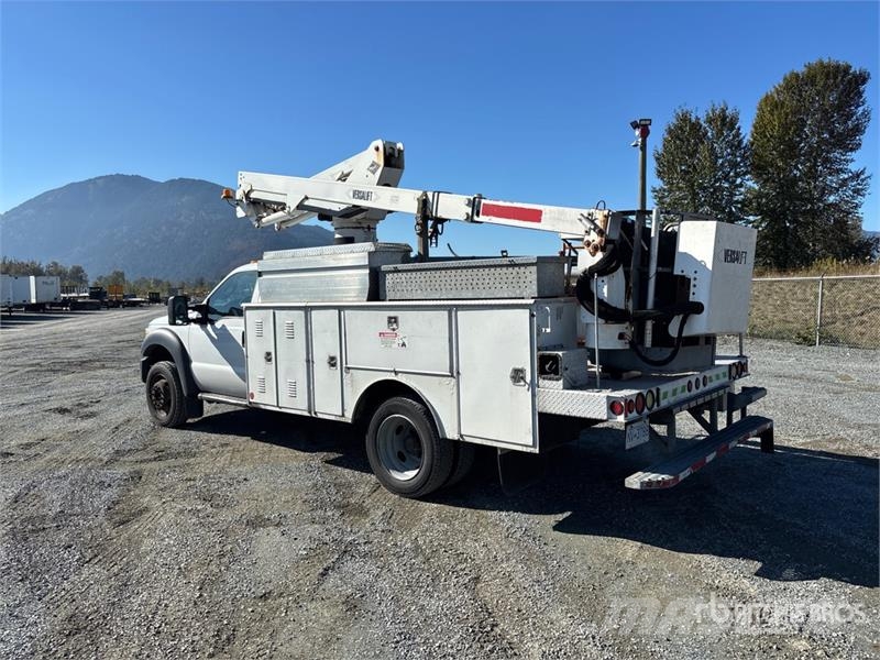Ford F-550 Auto korpe