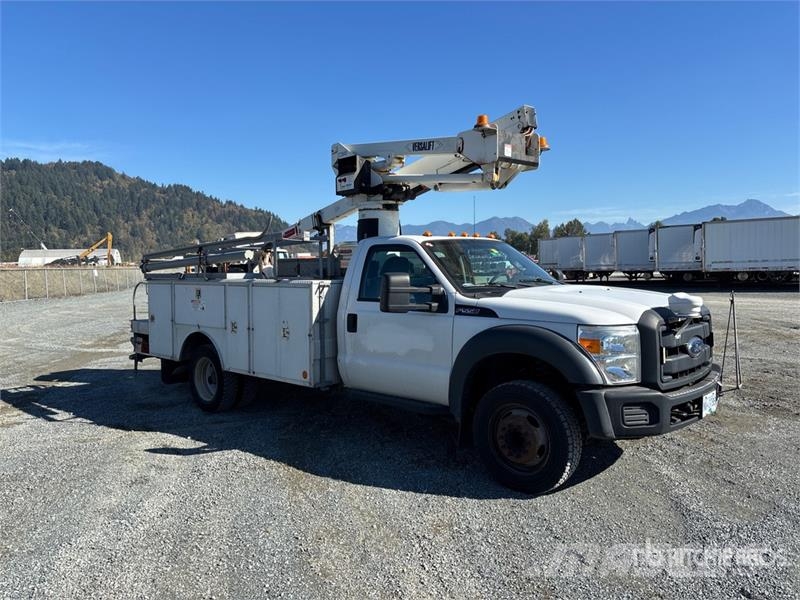 Ford F-550 Auto korpe