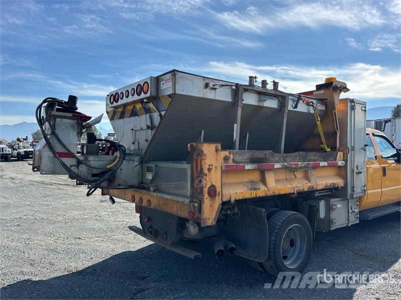 Ford F-550 XL 4x4 Extended Cab Snow Plow Truck Komunalna vozila za opštu namenu
