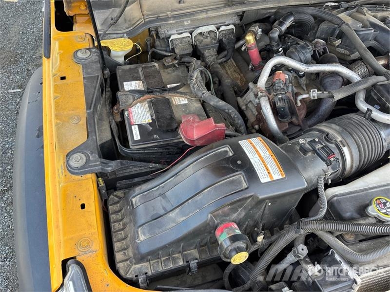 Ford F-550 XL 4x4 Extended Cab Snow Plow Truck Komunalna vozila za opštu namenu