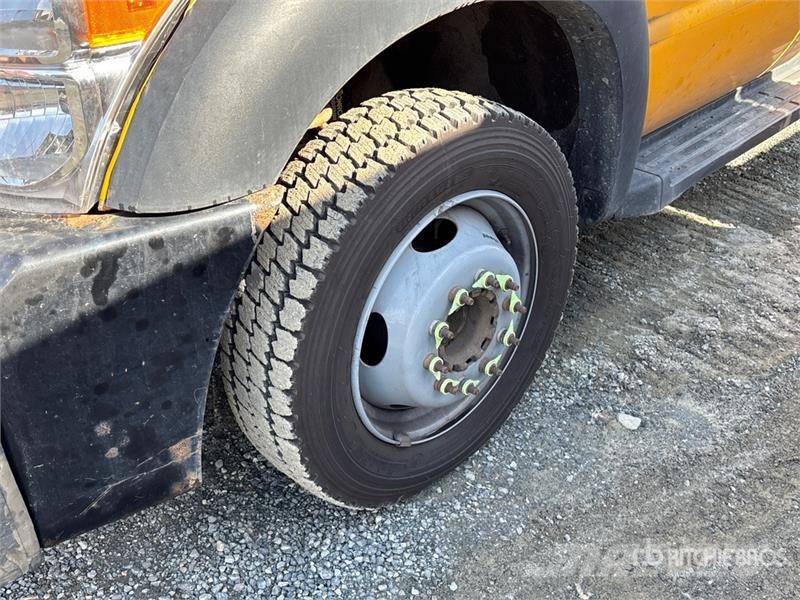 Ford F-550 XL 4x4 Extended Cab Snow Plow Truck Komunalna vozila za opštu namenu