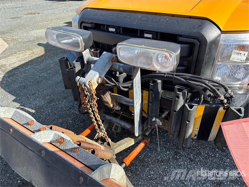 Ford F-550 XL 4x4 Extended Cab Snow Plow Truck Komunalna vozila za opštu namenu