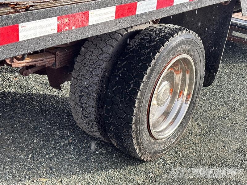 Ford F-550 XL 4x4 Flatbed Truck شاحنات مسطحة/مفصلية الجوانب