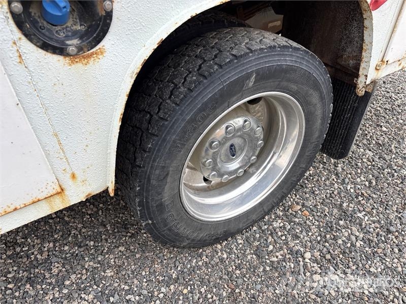 Ford F-550 XL 4x4 Service Truck (Inoperable) Onderhoud voertuigen