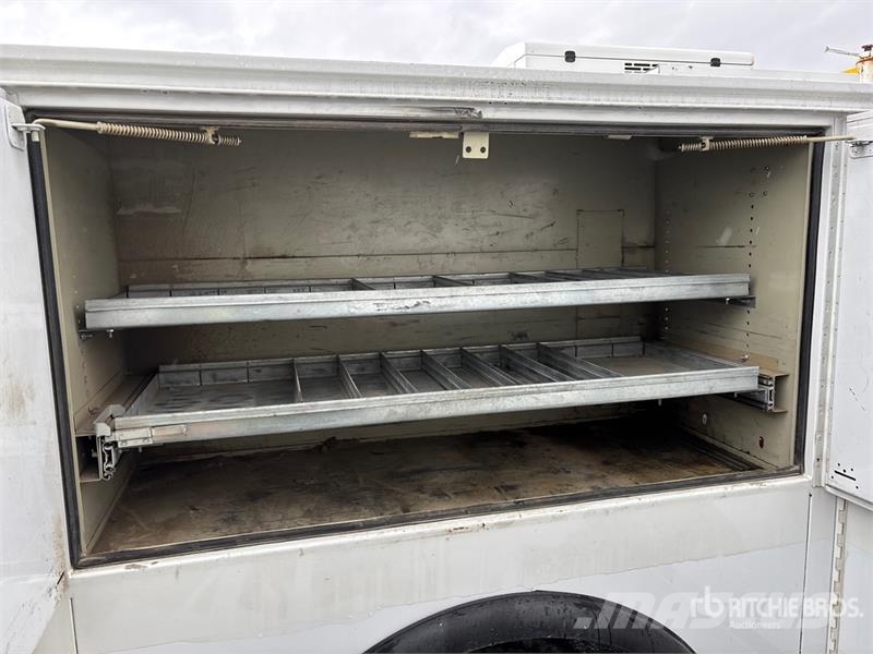 Ford F-550 XL 4x4 Service Truck 市政车