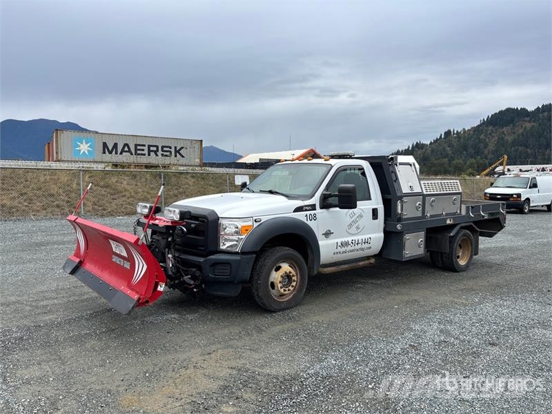Ford F-550 XL 4x4 Snow Plow Truck Munitsipaalsõidukid